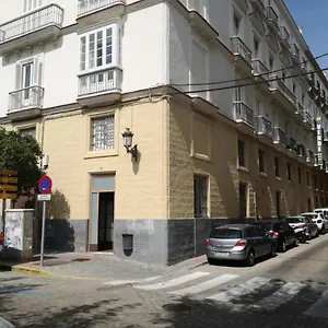 https://centro-historico-cadiz-11006.hotelsincadiz.net